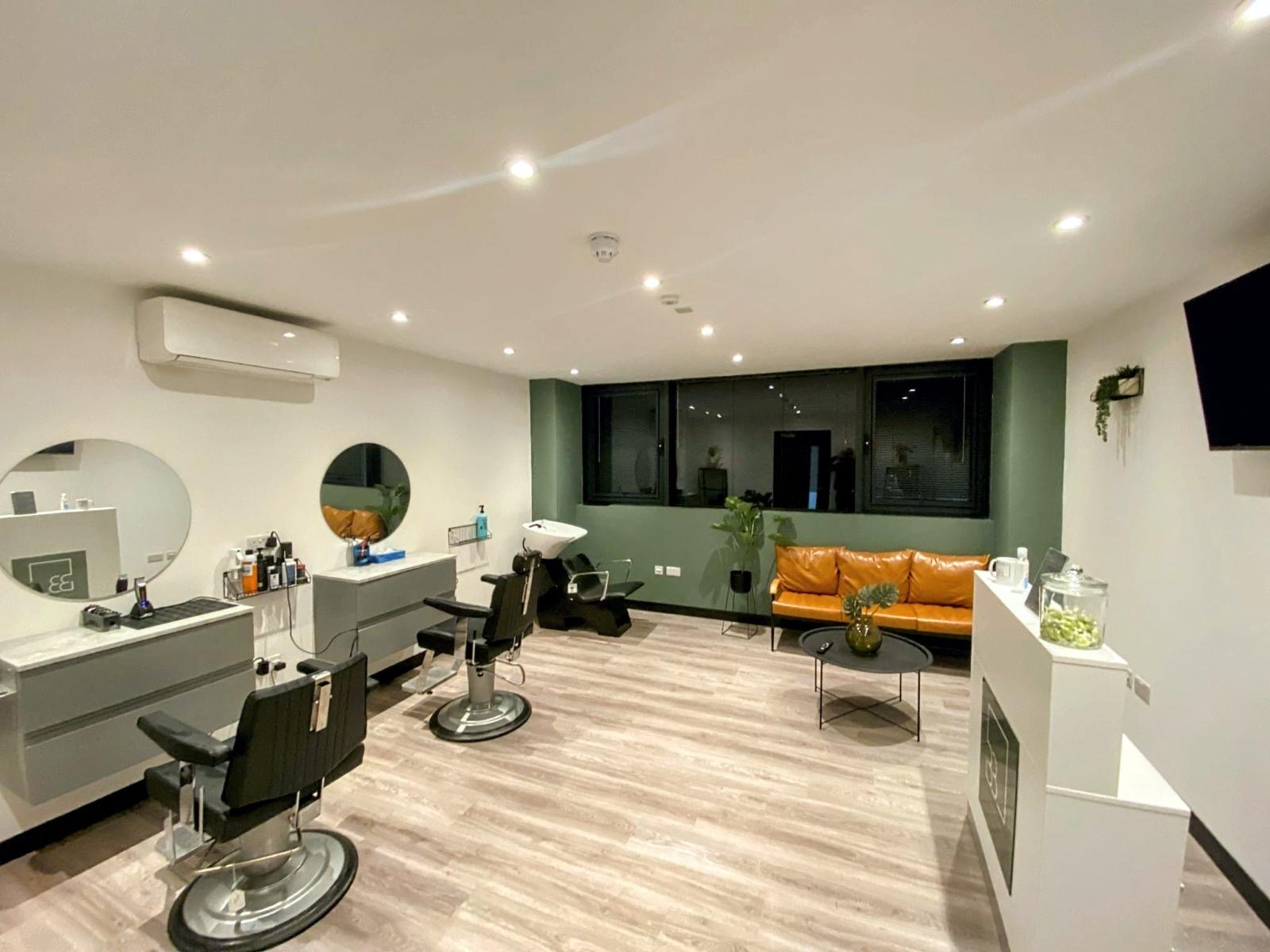 Inside The Barber Box — Sópers House